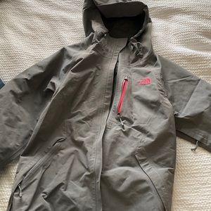 North Face Rainjacket